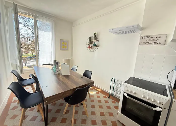 L'escale 32 Apartament *